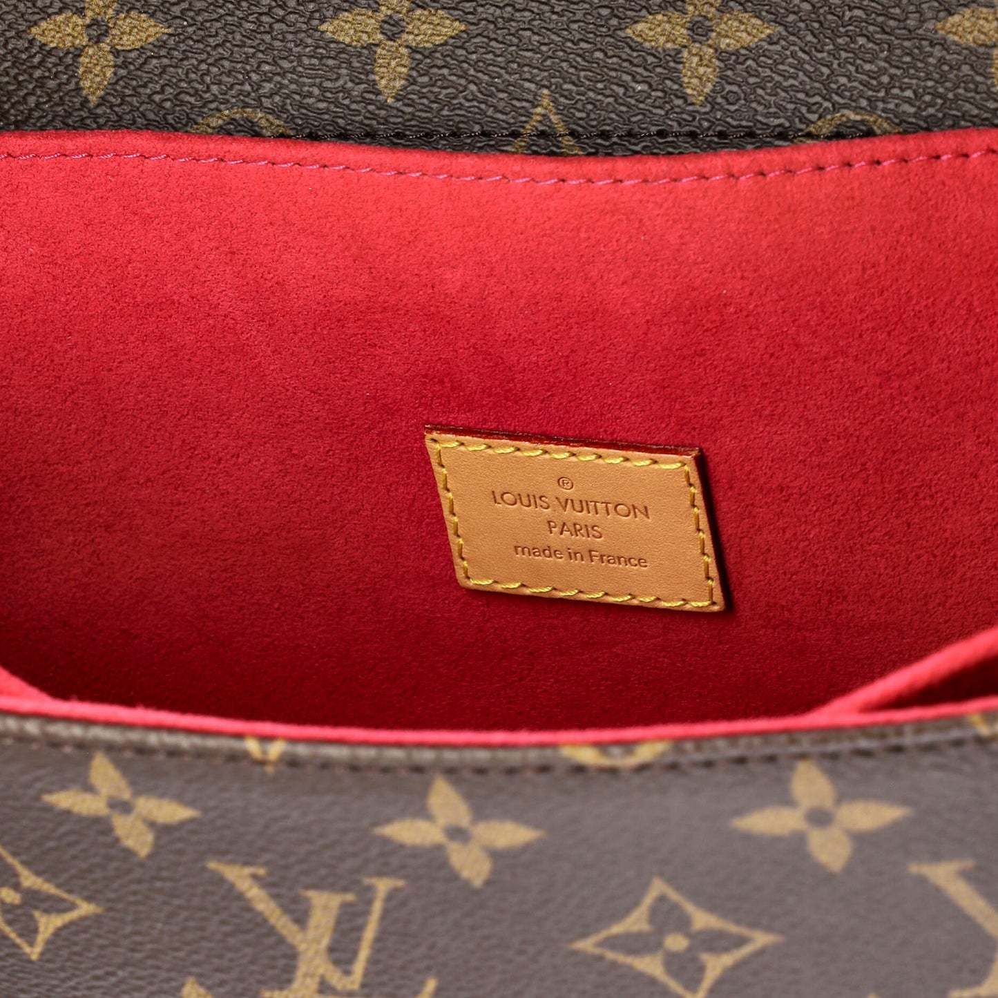 STRAPSTORY SHOULDER BAG - 132