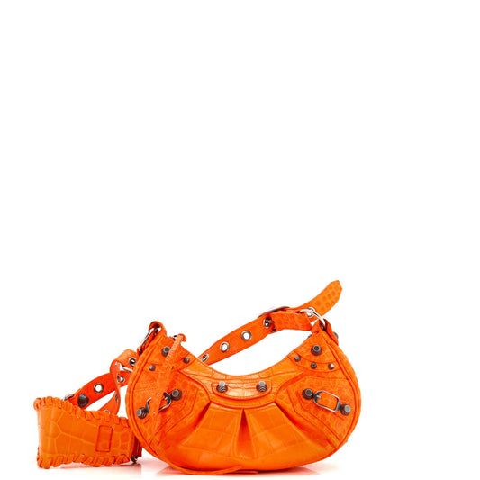 STRAPSTORY SHOULDER BAG - 126