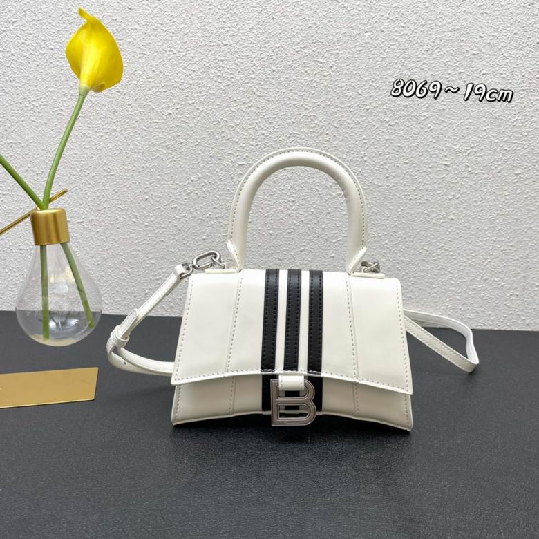 BLGA-Bags - Strap Story - 450