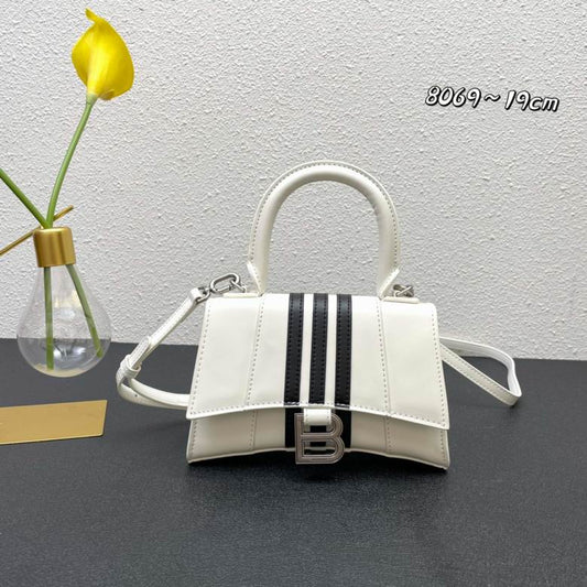 BLGA-Bags - Strap Story - 450