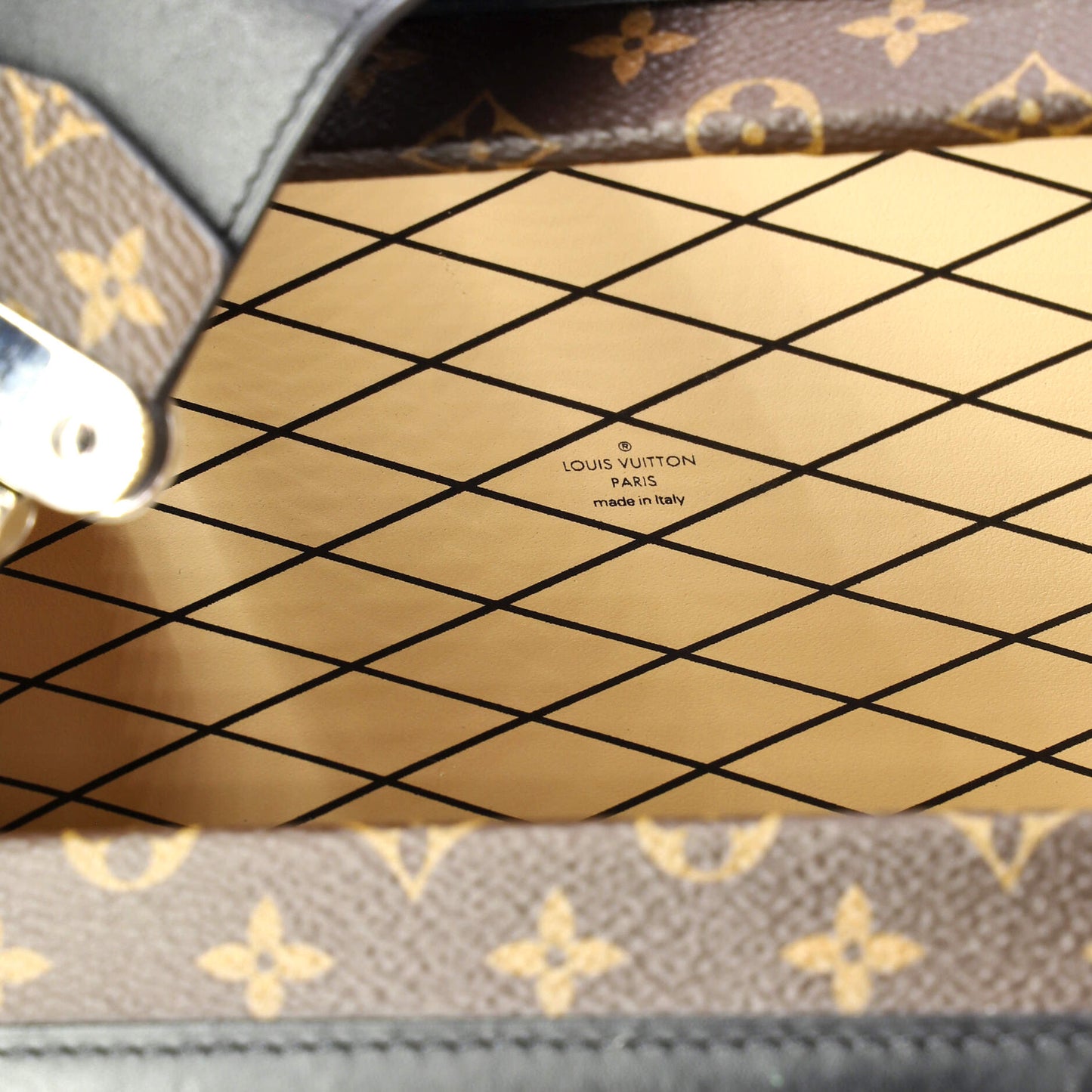 STRAPSTORY CROSSBODY BAG - 354