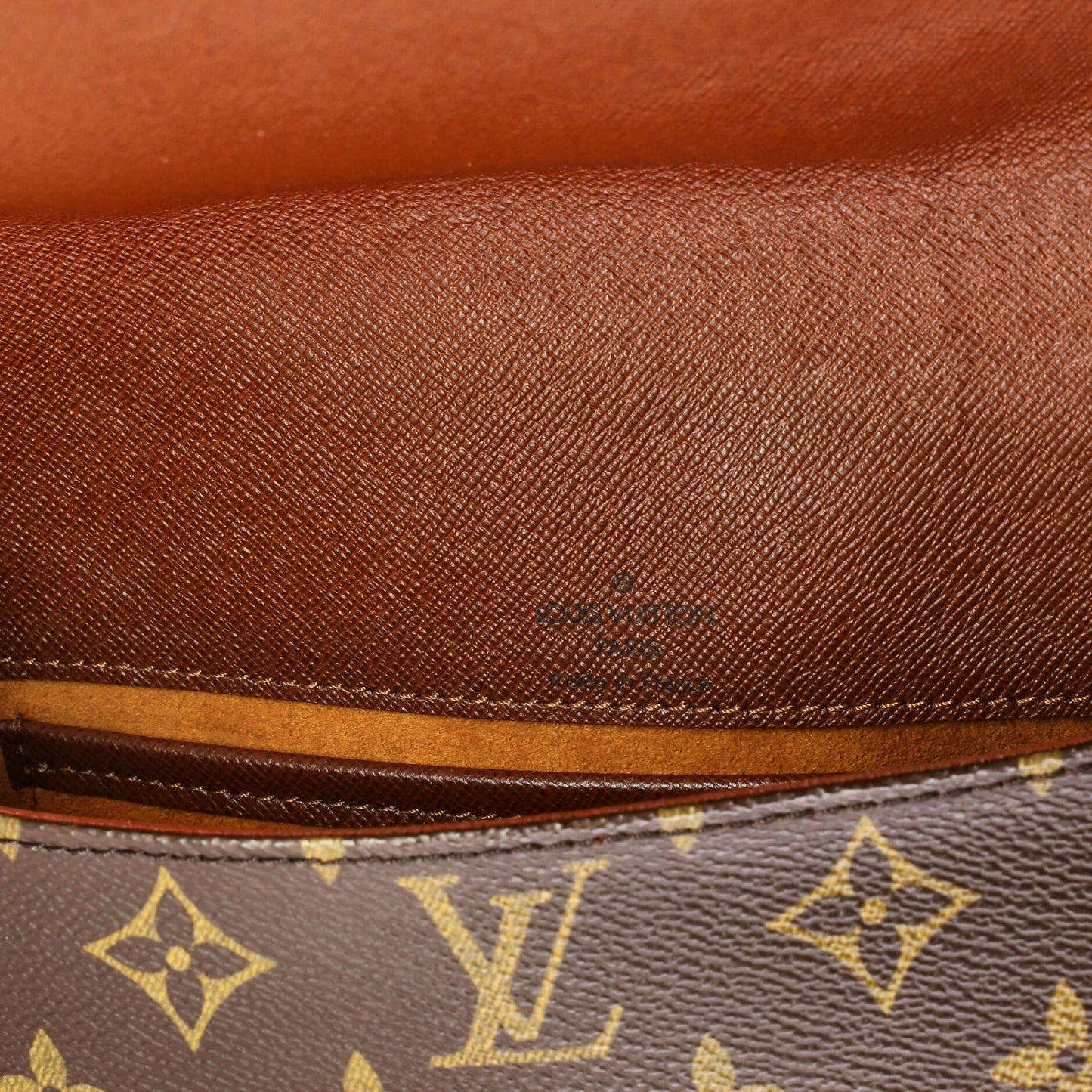 STRAPSTORY SHOULDER BAG - 204