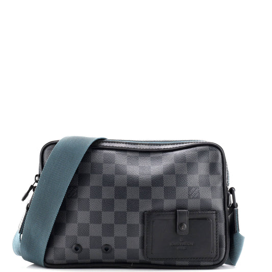 STRAPSTORY MESSENGER - 016