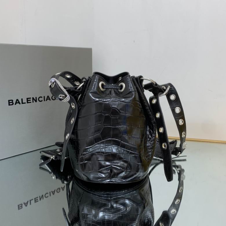 BLGA-Bags - Strap Story - 042