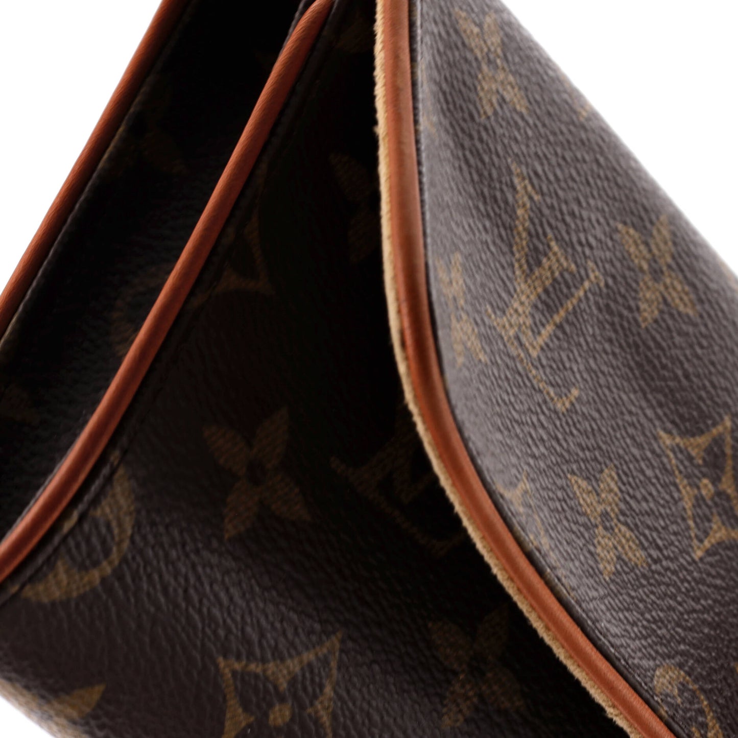 STRAPSTORY CROSSBODY BAG - 584