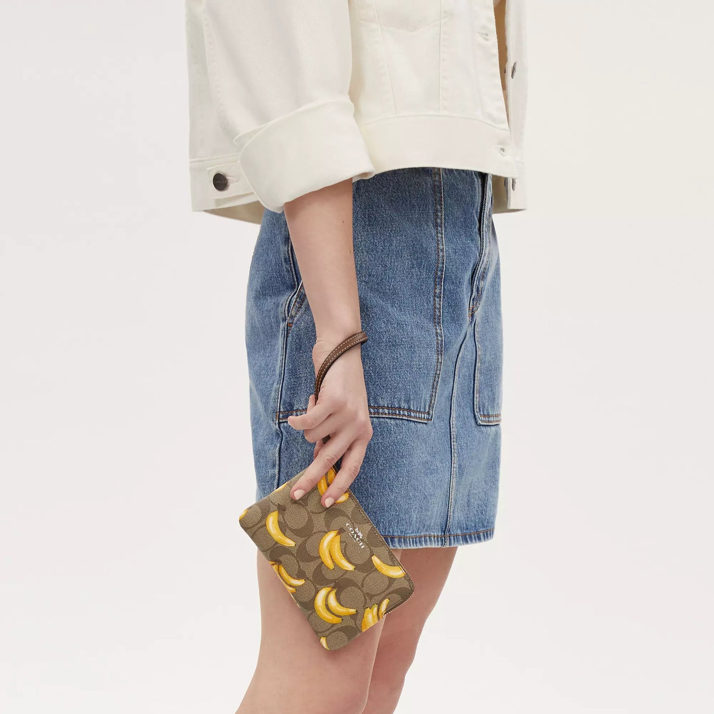 StrapStory - Wristlet 108