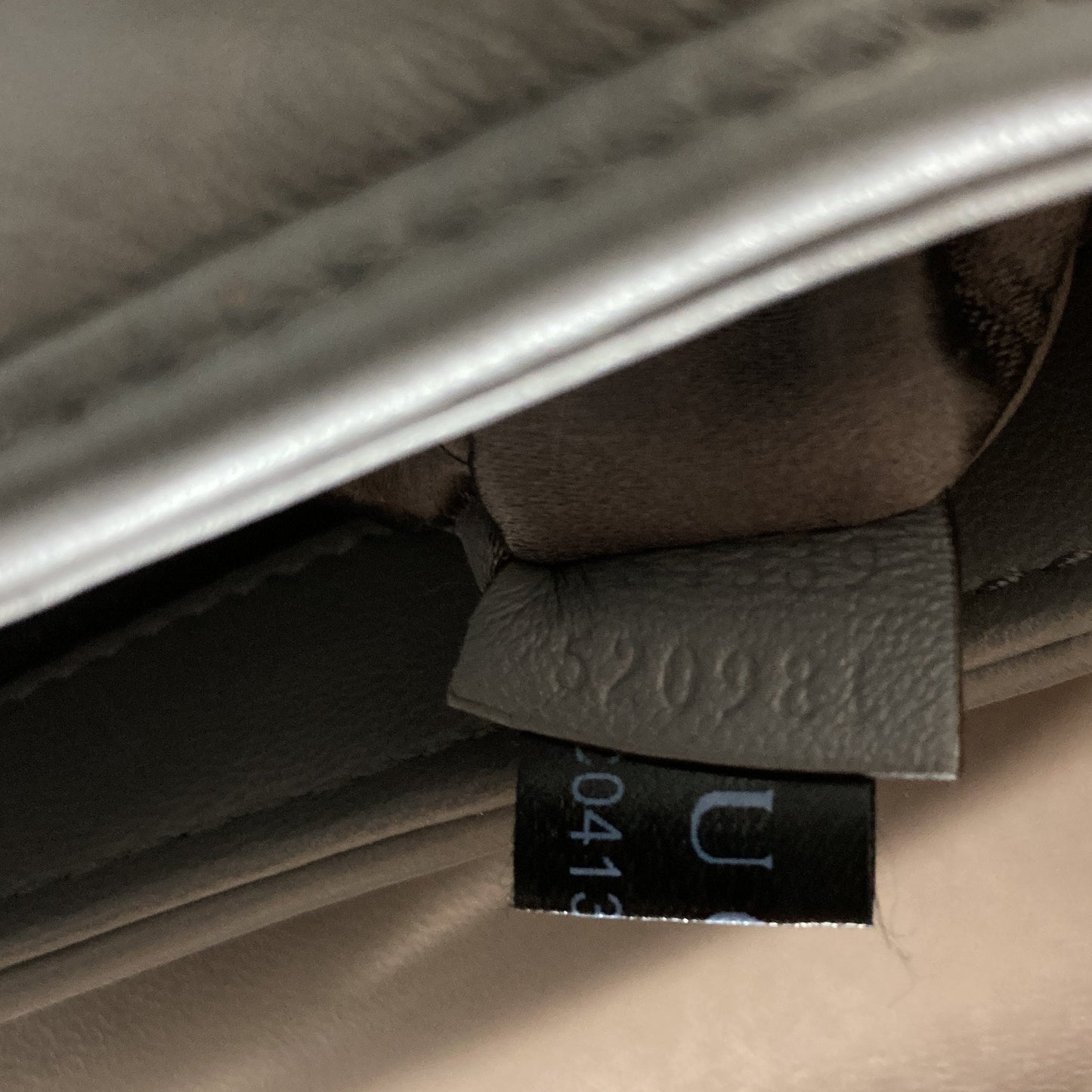STRAPSTORY SHOULDER BAG - 410