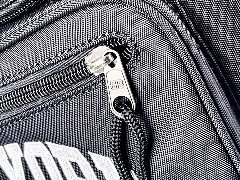 BLGA-Bags - Strap Story - 084