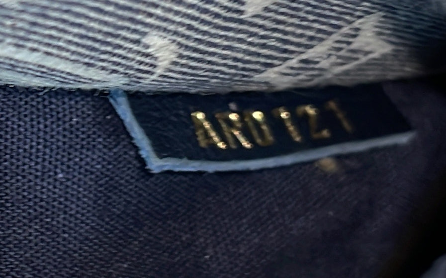 STRAPSTORY HOBO - 117