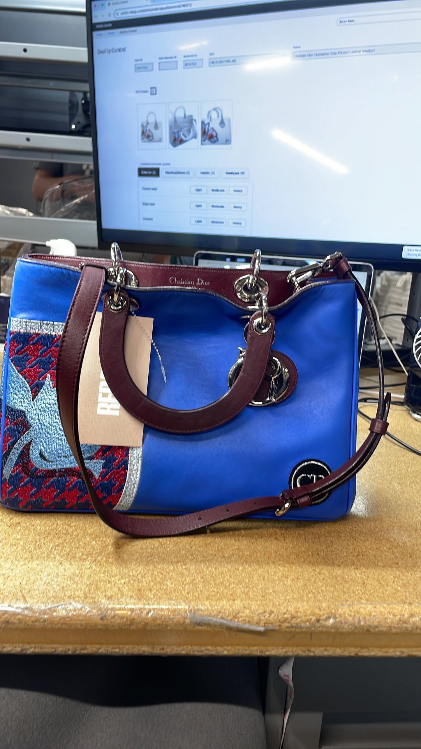 STRAPSTORY TOTE - 524