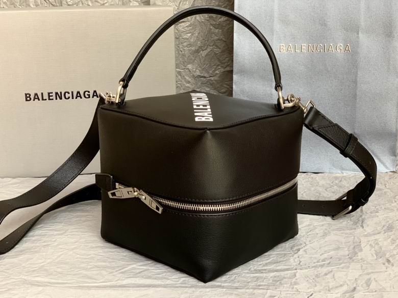 BLGA-Bags - Strap Story - 204