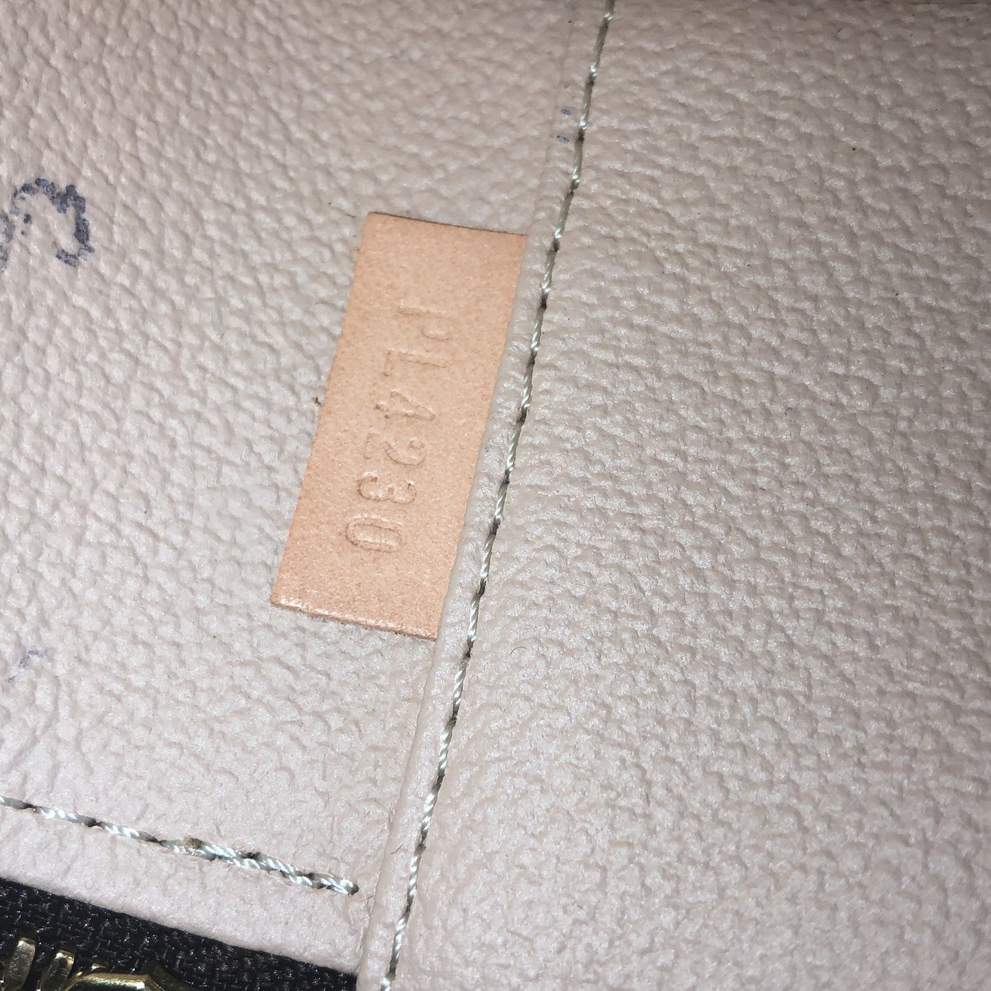 STRAPSTORY COSMETIC CASE - 010