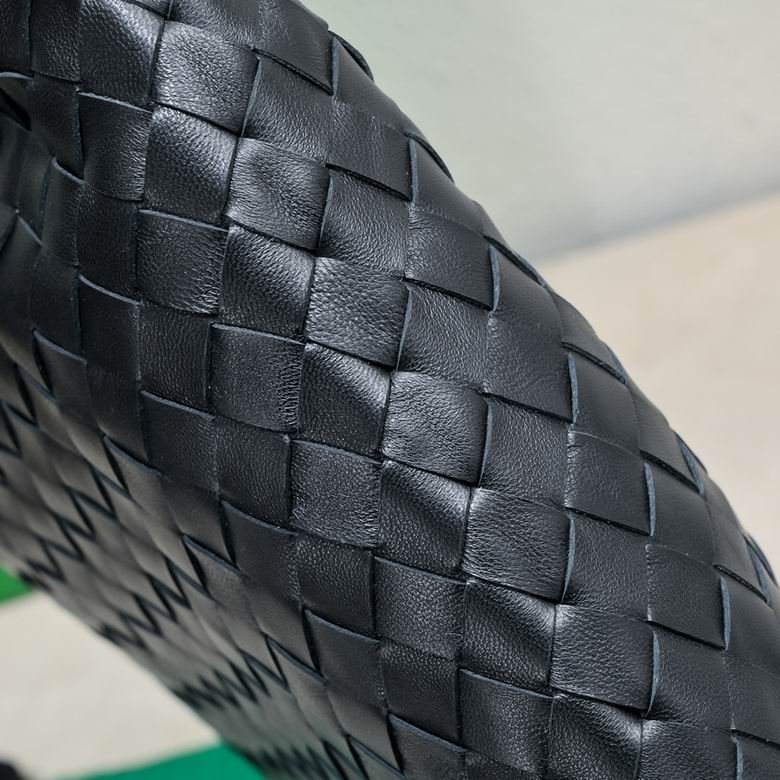 BTVA-Bags - Strap Story - 200