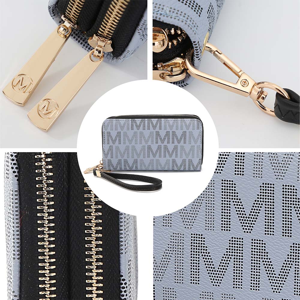 StrapStory - Wristlet 114