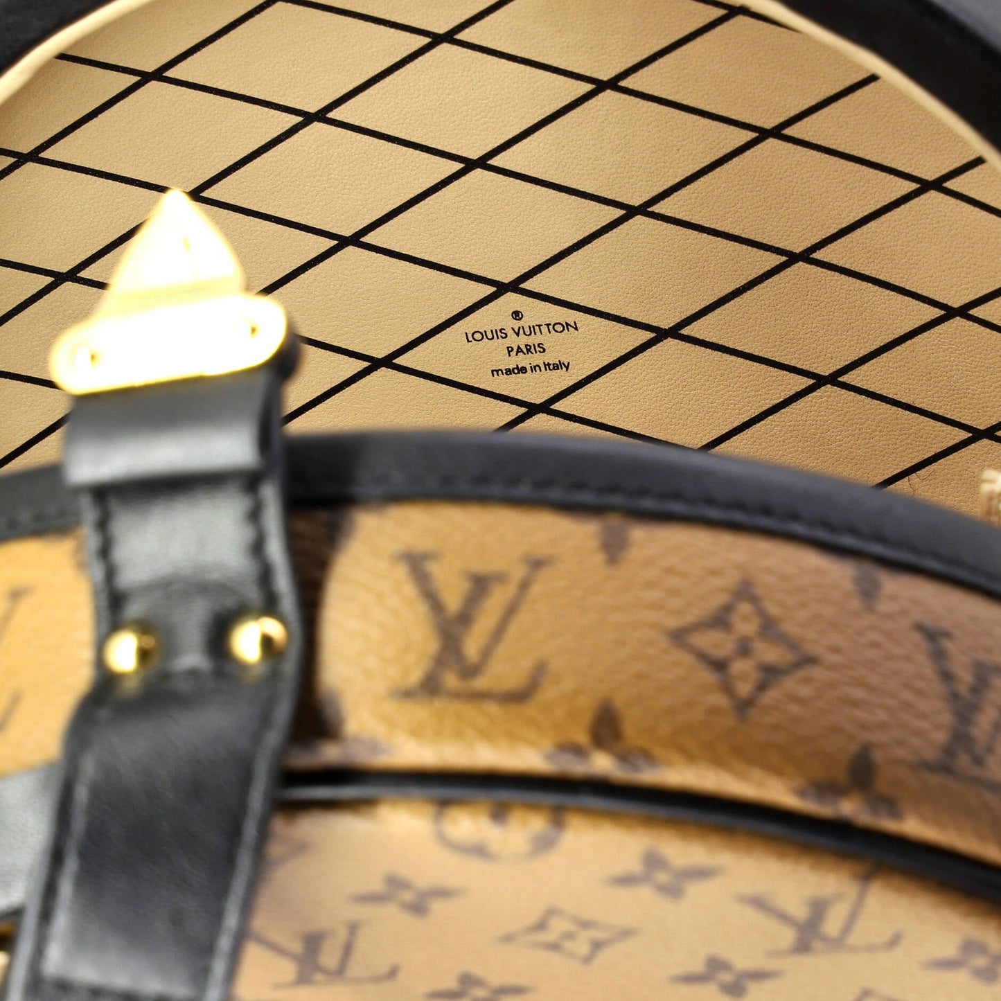 STRAPSTORY SHOULDER BAG - 1510