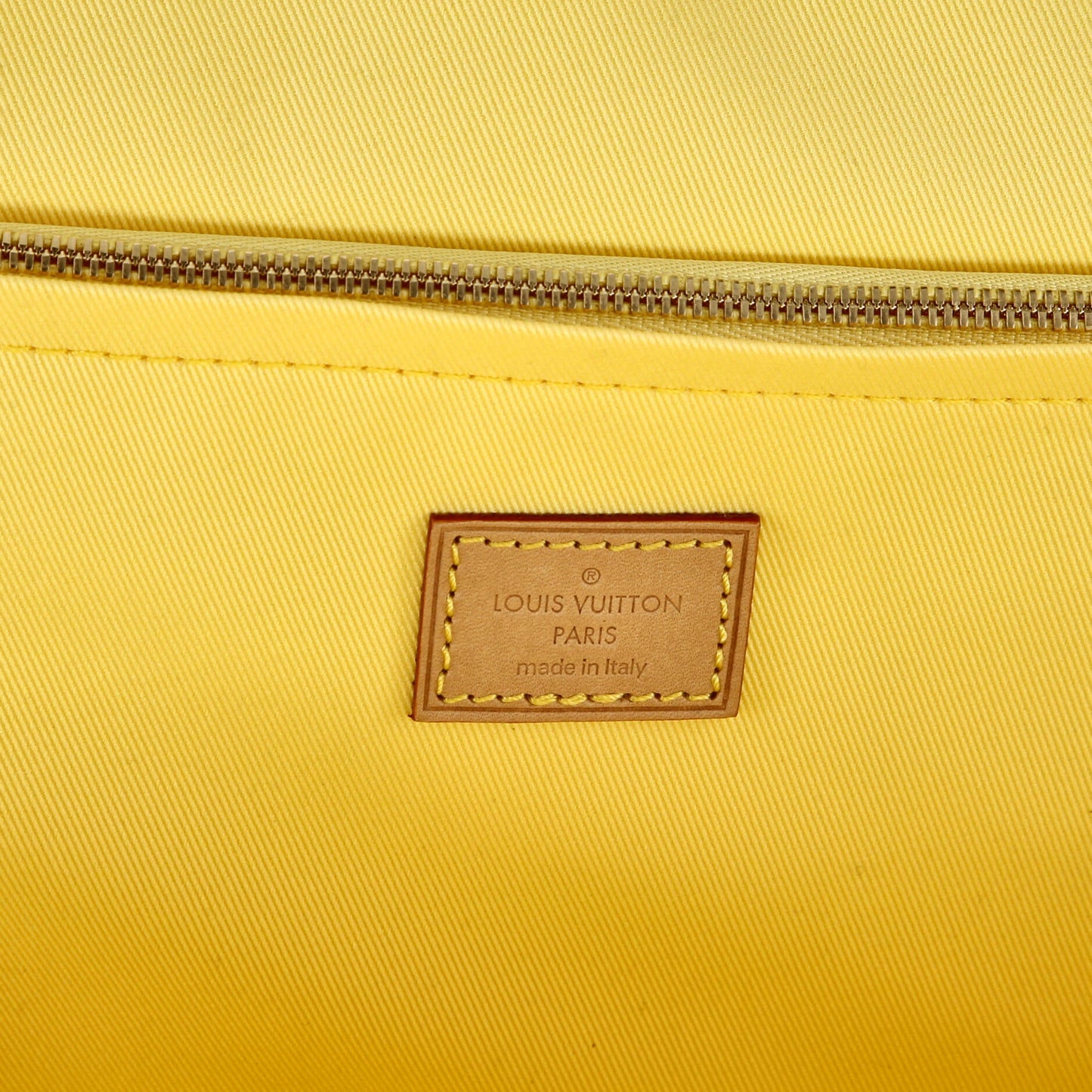 STRAPSTORY SUITCASE - 002