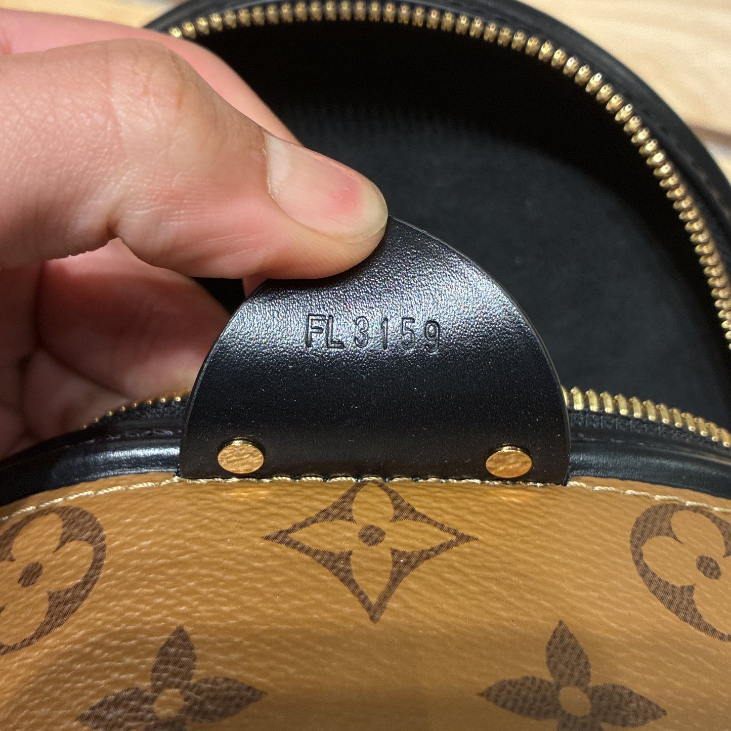 STRAPSTORY TOP HANDLE - 596