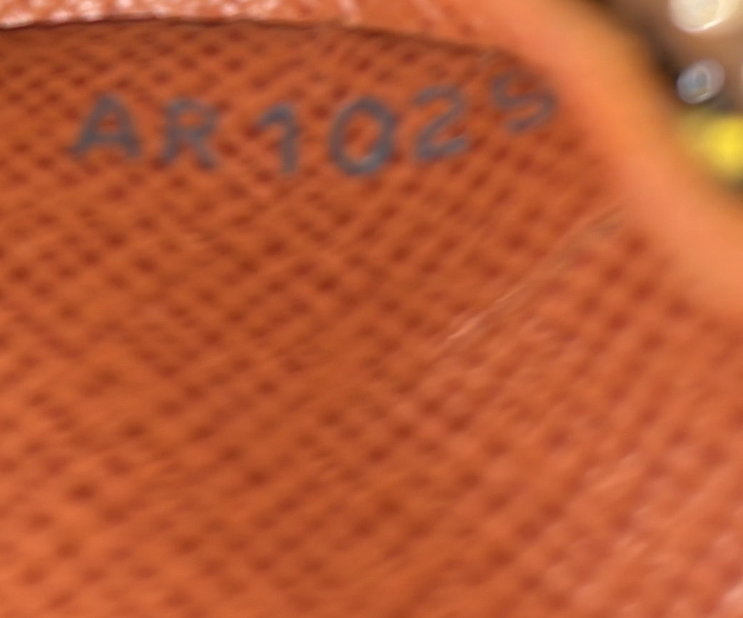 STRAPSTORY MESSENGER - 268