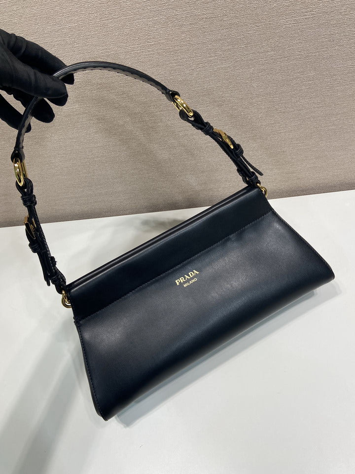 PRD-Bags - Strap Story - 1880