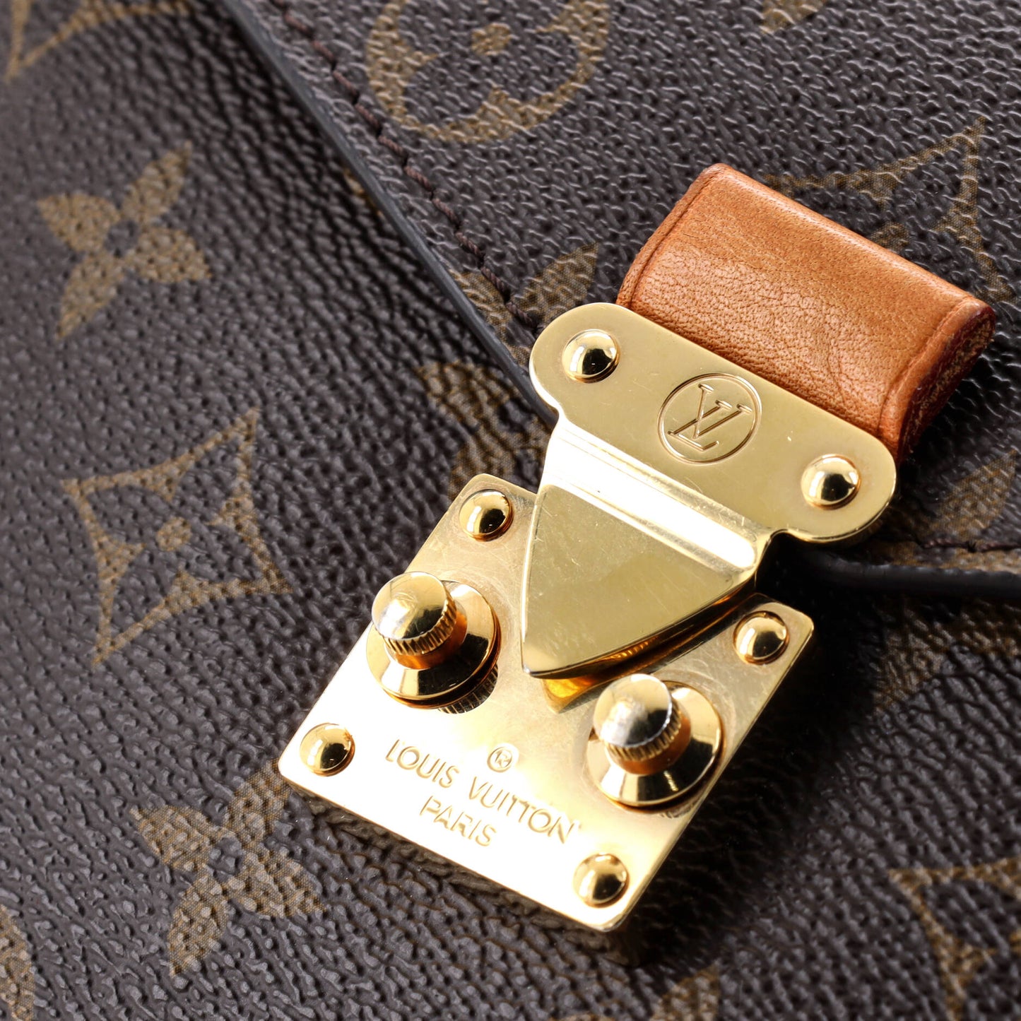 STRAPSTORY MESSENGER - 121