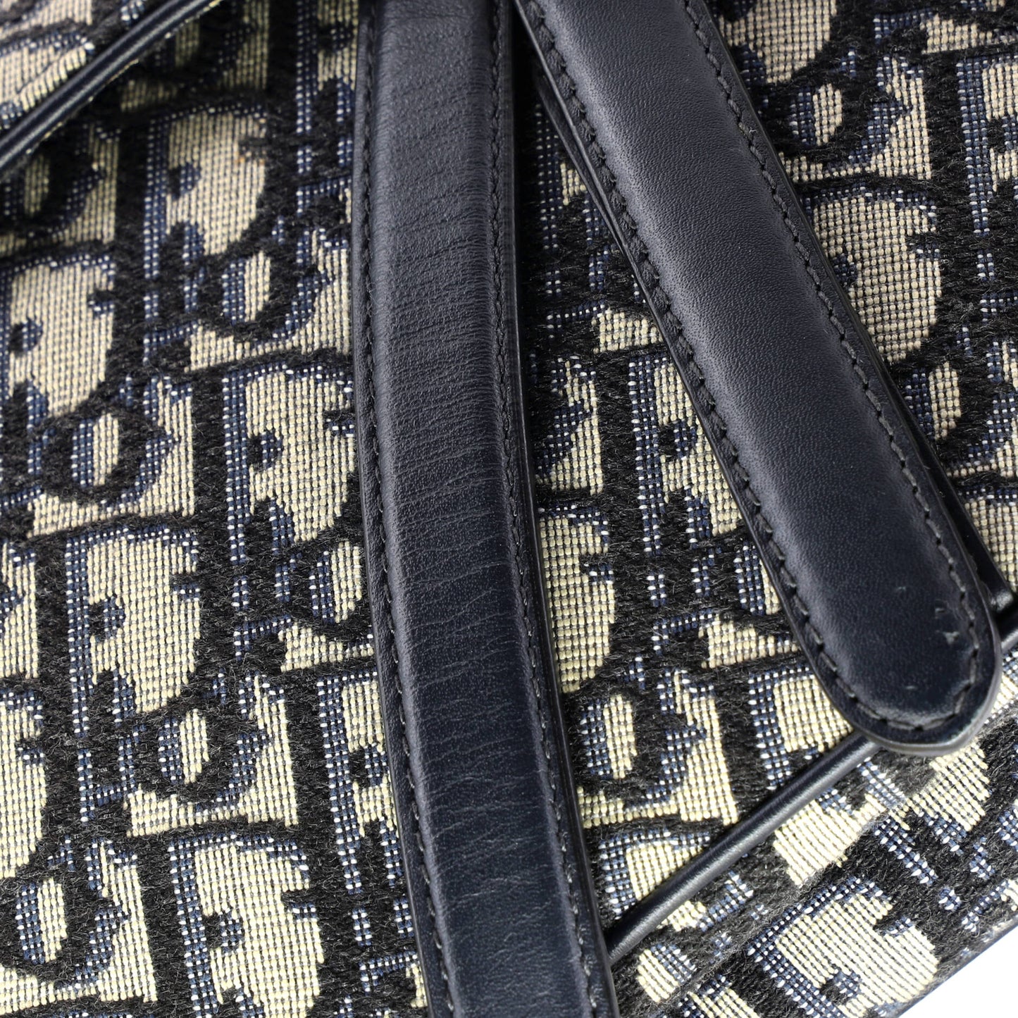STRAPSTORY SHOULDER BAG - 1540