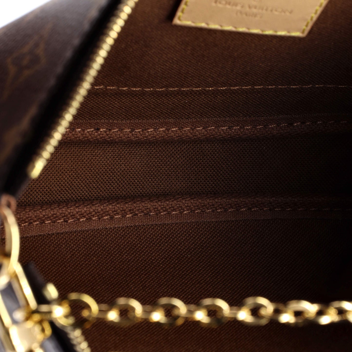 STRAPSTORY CROSSBODY BAG - 2187