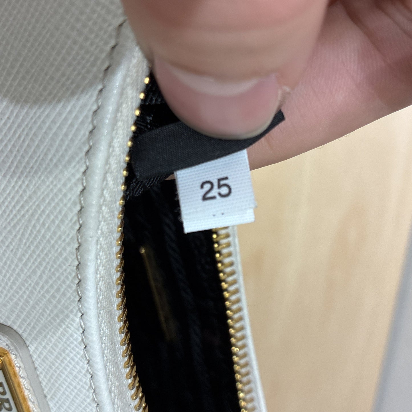 STRAPSTORY CROSSBODY BAG - 2428