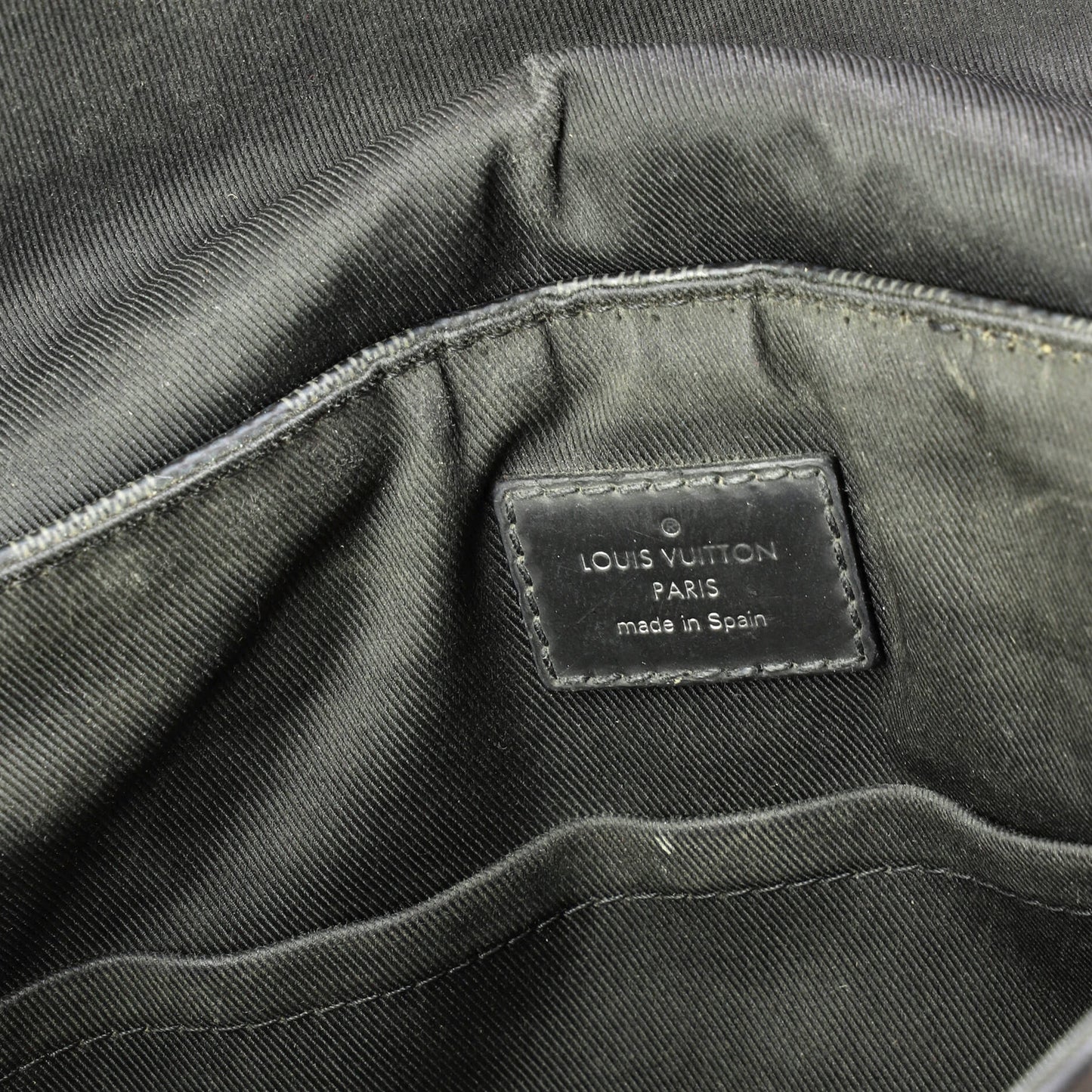 STRAPSTORY MESSENGER - 138