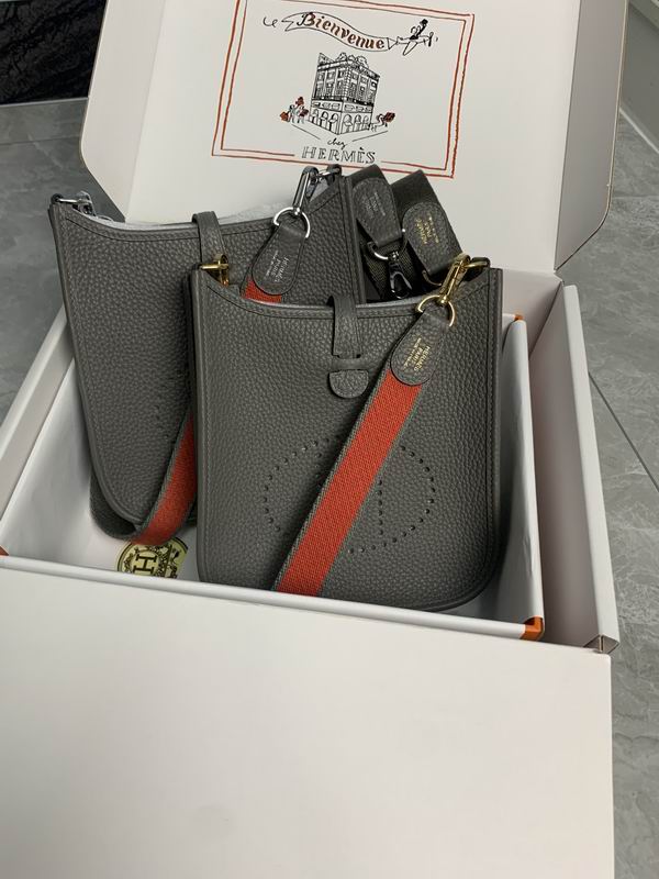 HMSM-Bags - Strap Story - 083
