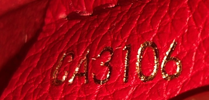STRAPSTORY SHOULDER BAG - 1982