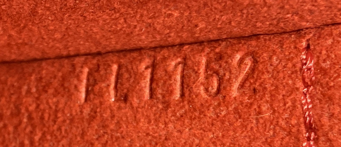 STRAPSTORY TOP HANDLE - 1923