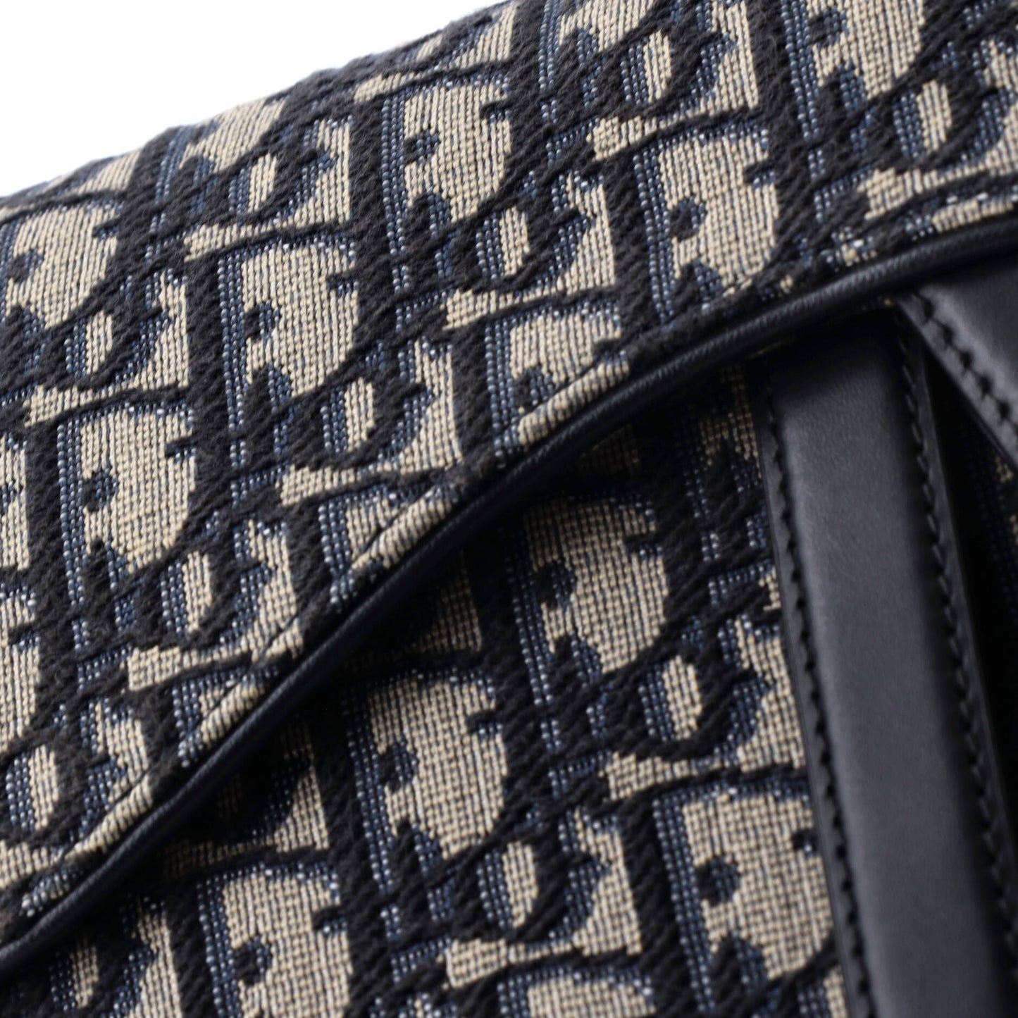 STRAPSTORY SHOULDER BAG - 2953