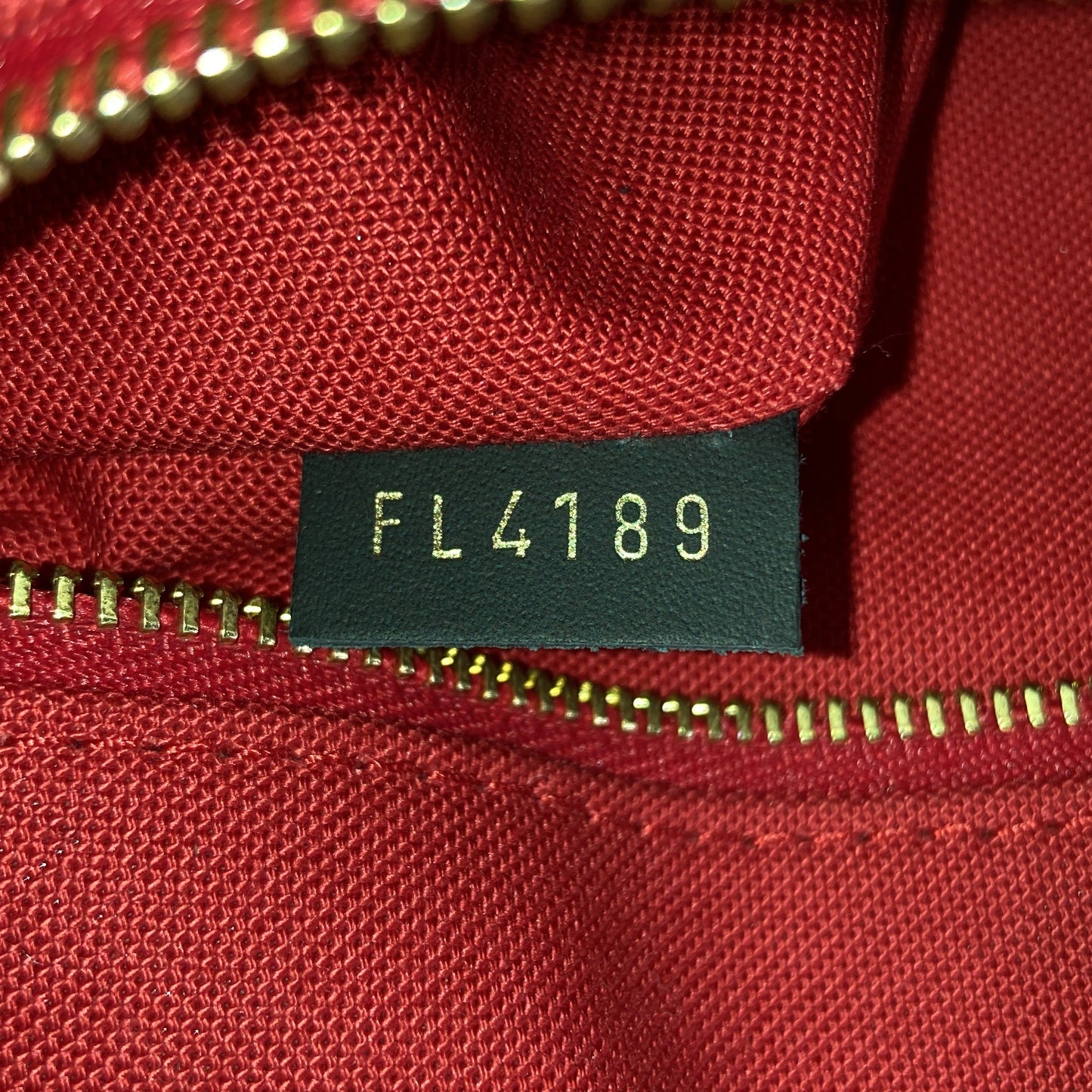 STRAPSTORY TOTE - 1611