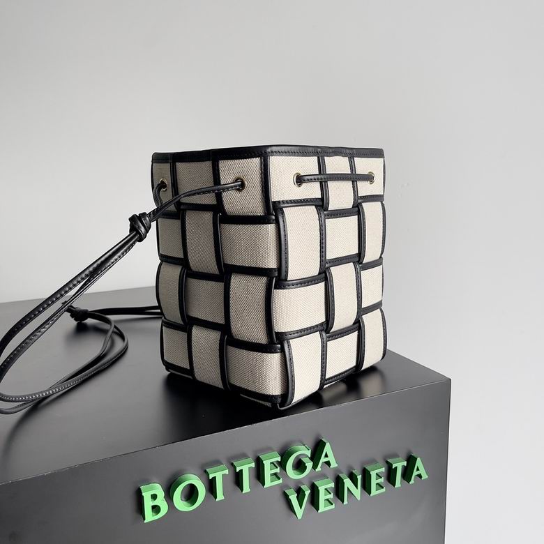 BTVA-Bags - Strap Story - 052
