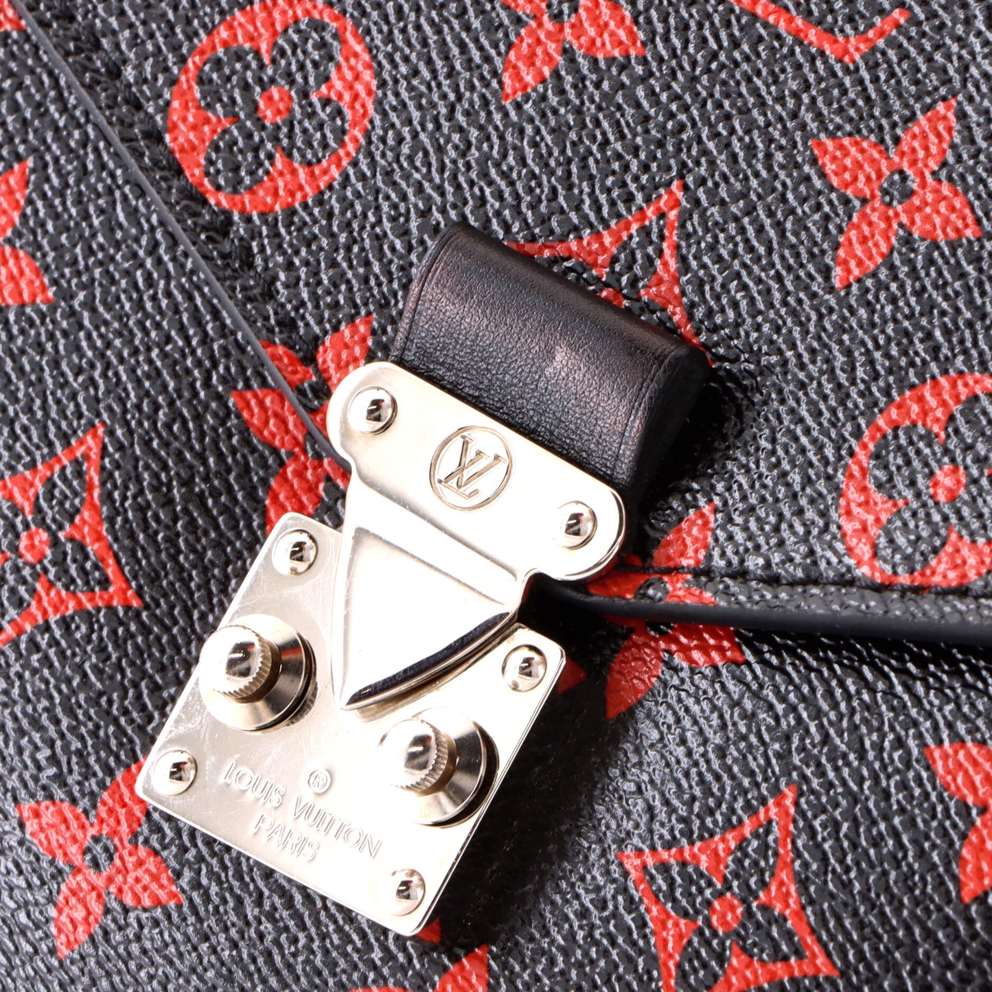 STRAPSTORY CROSSBODY BAG - 3943