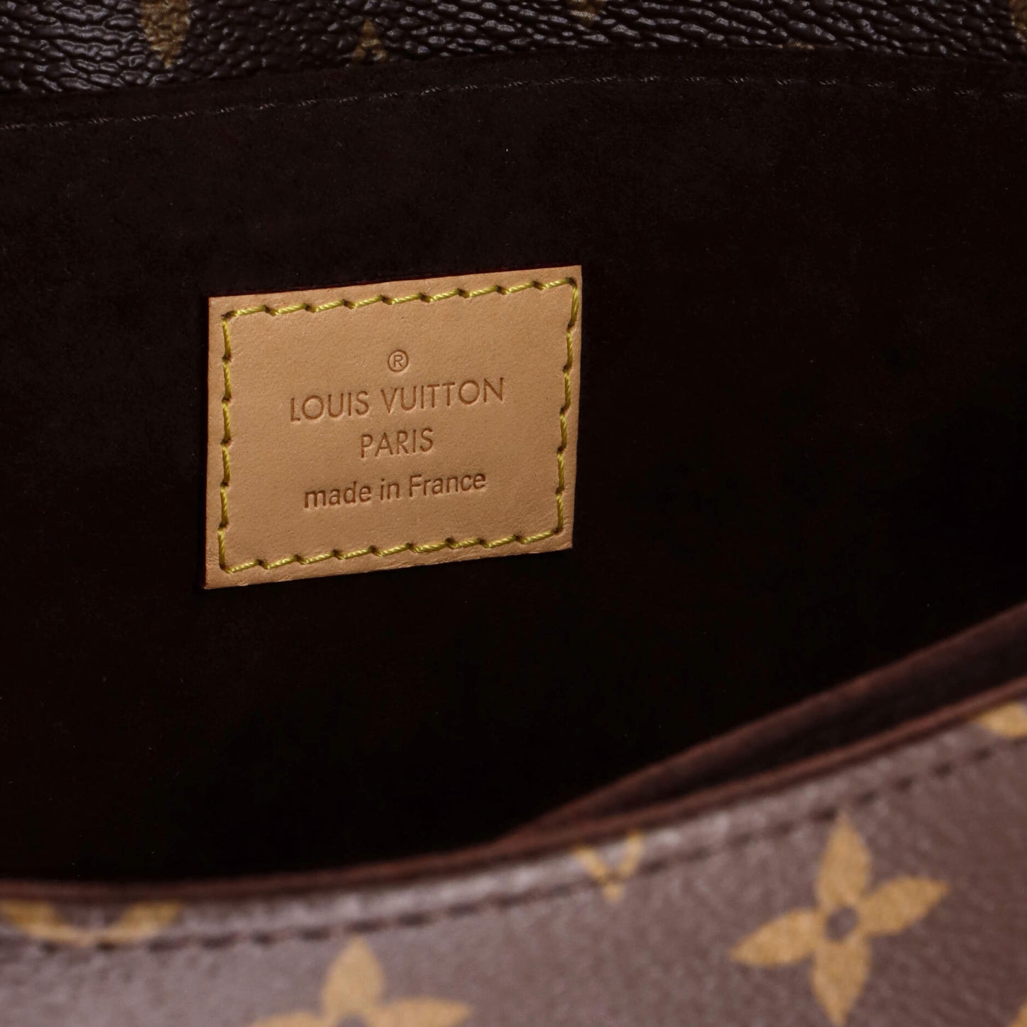 STRAPSTORY MESSENGER - 224