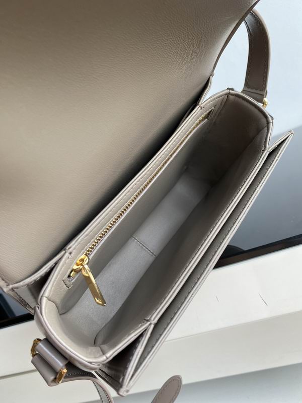 CLNE-Bags - Strap Story - 570