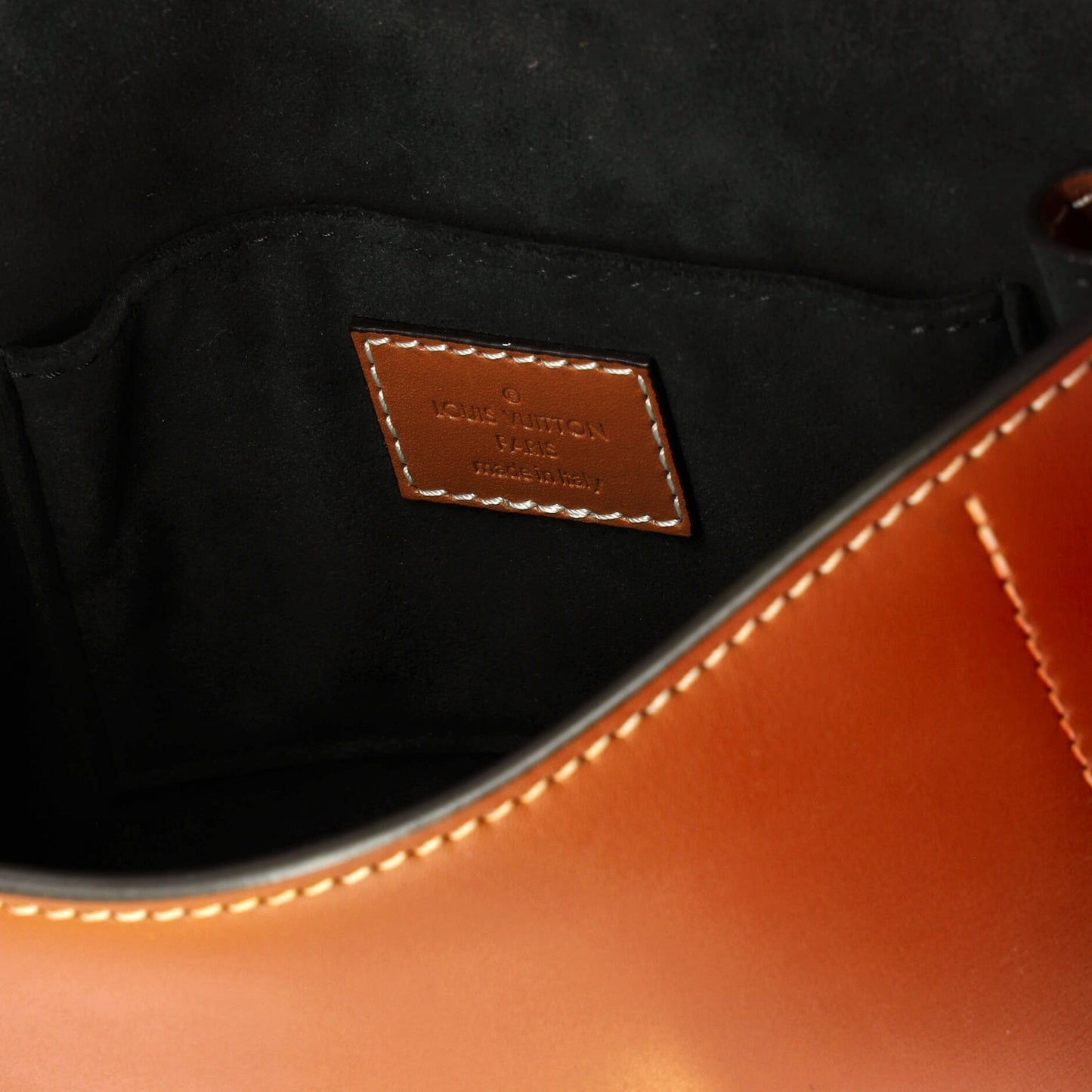 STRAPSTORY SHOULDER BAG - 3684
