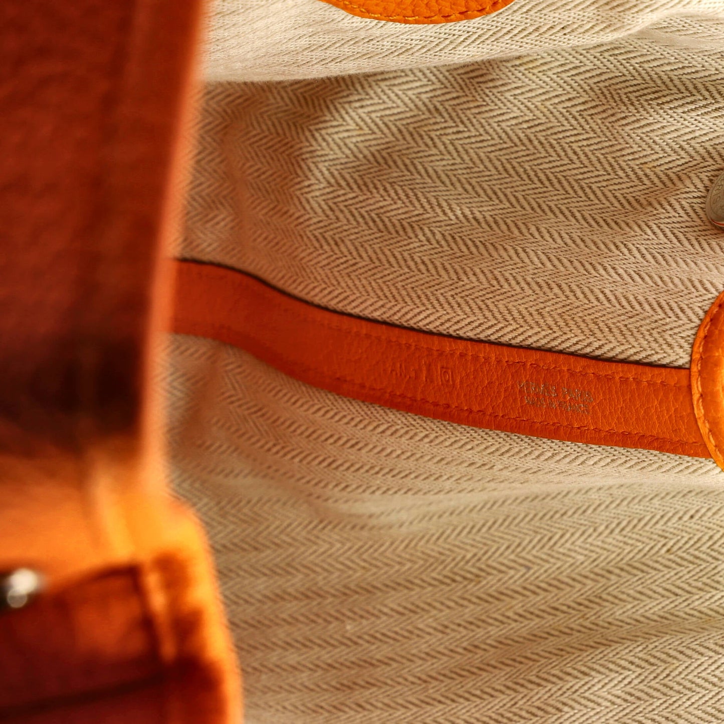 STRAPSTORY TOTE - 1937