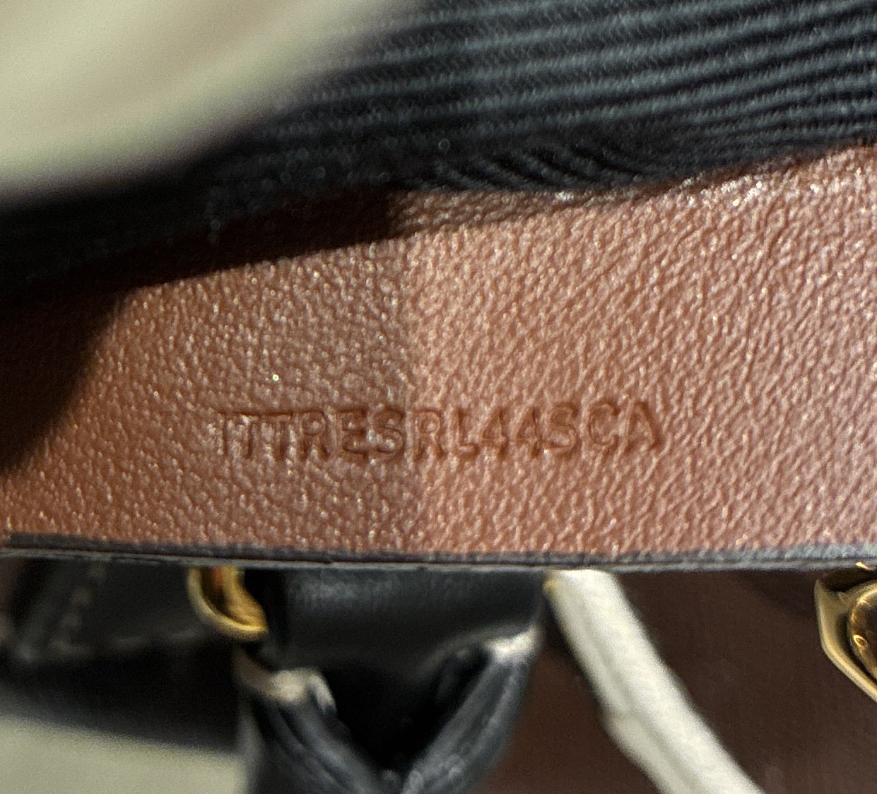 STRAPSTORY TOP HANDLE - 2017