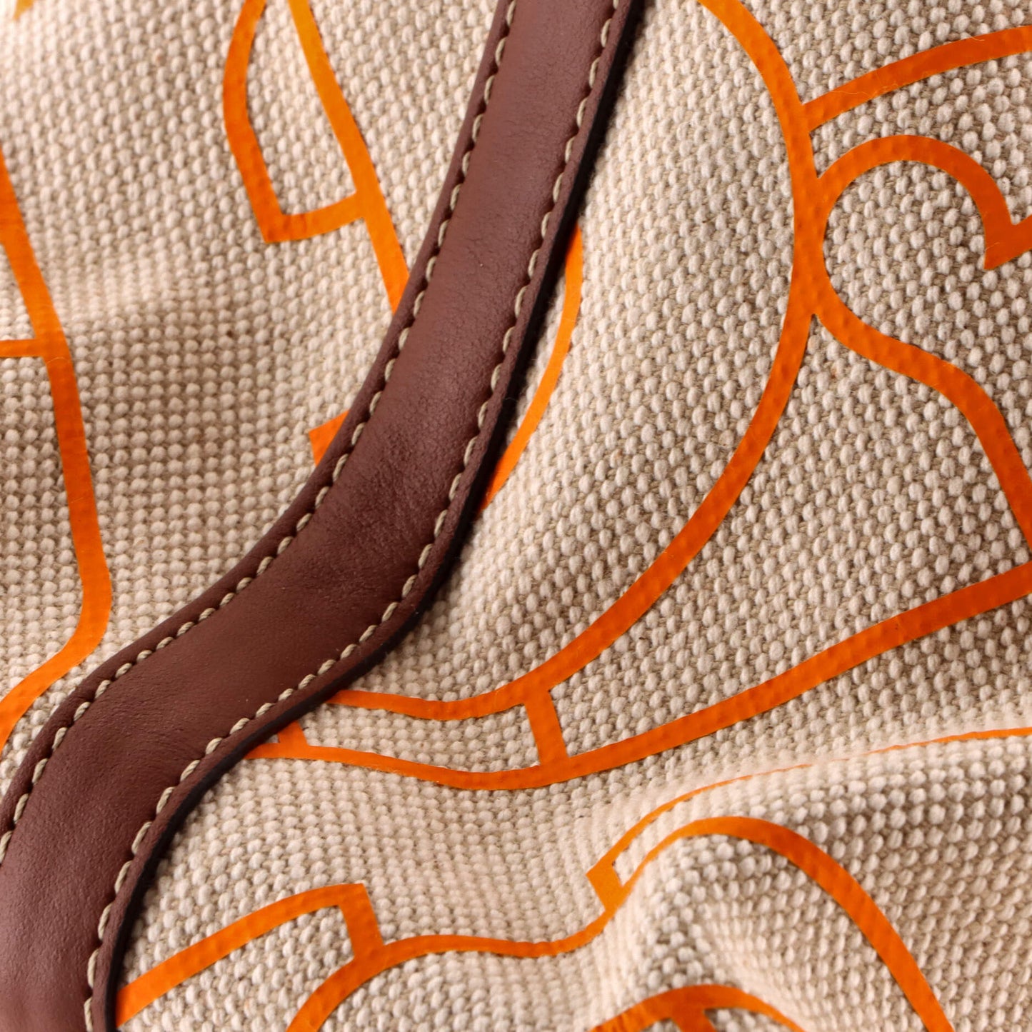STRAPSTORY TOTE - 2550
