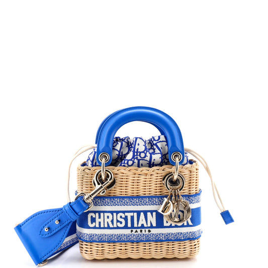STRAPSTORY TOTE - 2009