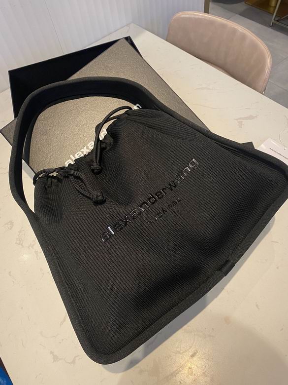 AXWG-Bag - Strap Story - 007