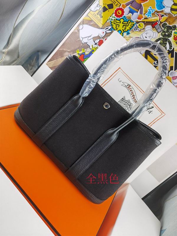 HMSM-Bags - Strap Story - 051
