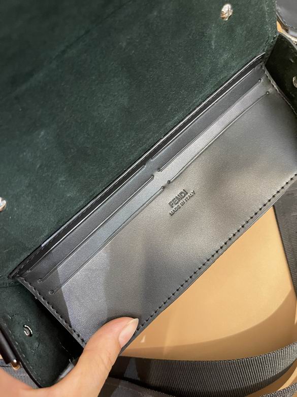 FDNI-Bags - Strap Story - 061