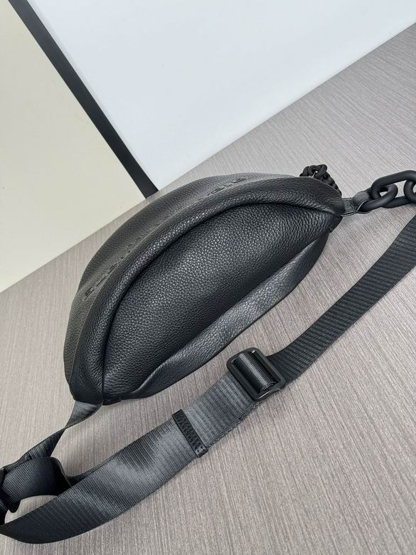 AXWG-Bag - Strap Story - 010