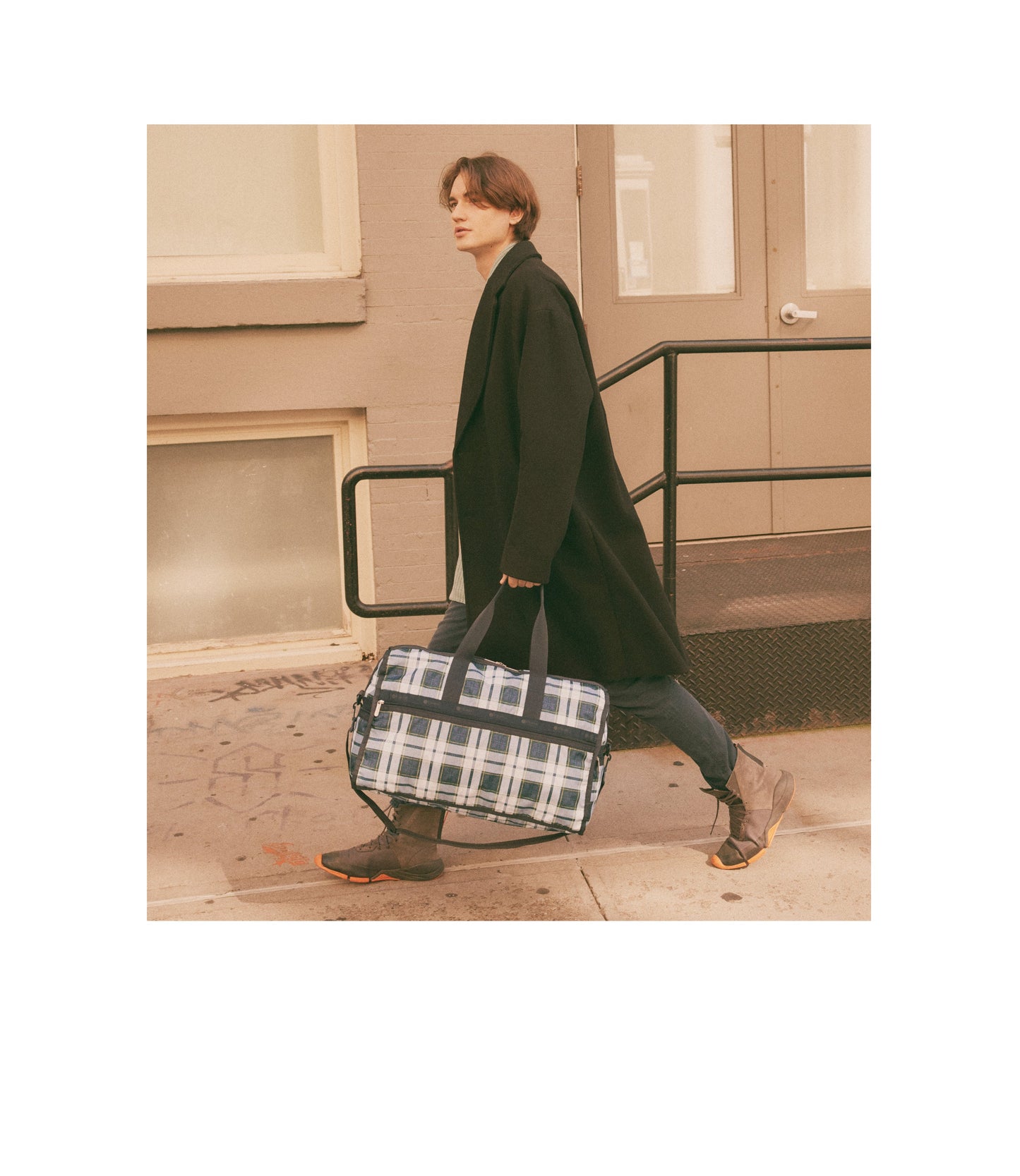 StrapStory - Duffle Bag 223