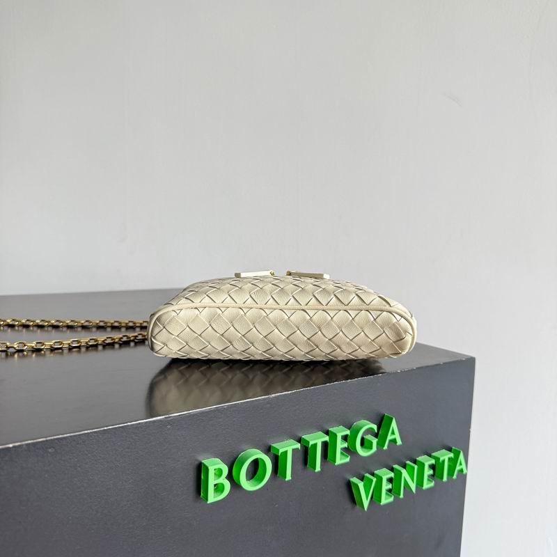 BTVA-Bags - Strap Story - 380