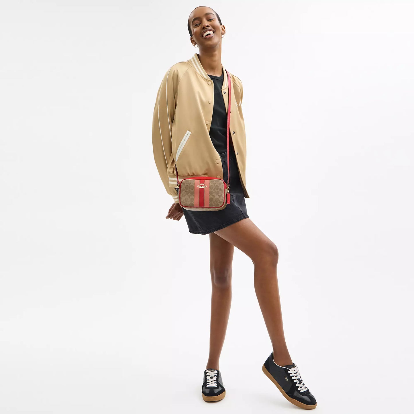 StrapStory - Crossbody 2011