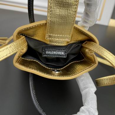 BLGA-Bags - Strap Story - 555